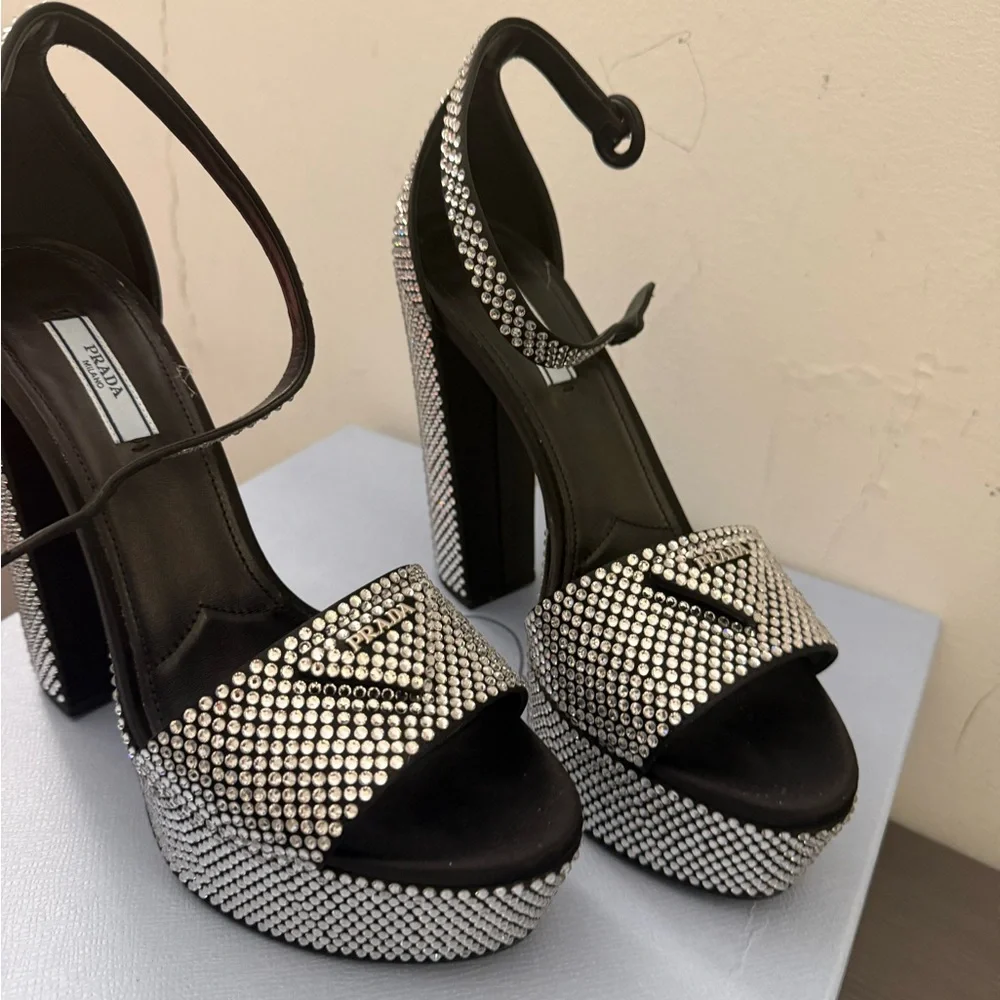 Prada Black and Silver Heels with Block Heel - Picture 4 of 6